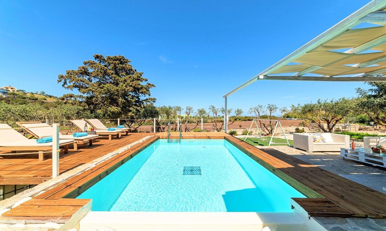 Cretan Lodge Heated Pool Agios Nikolaos  Exterior photo