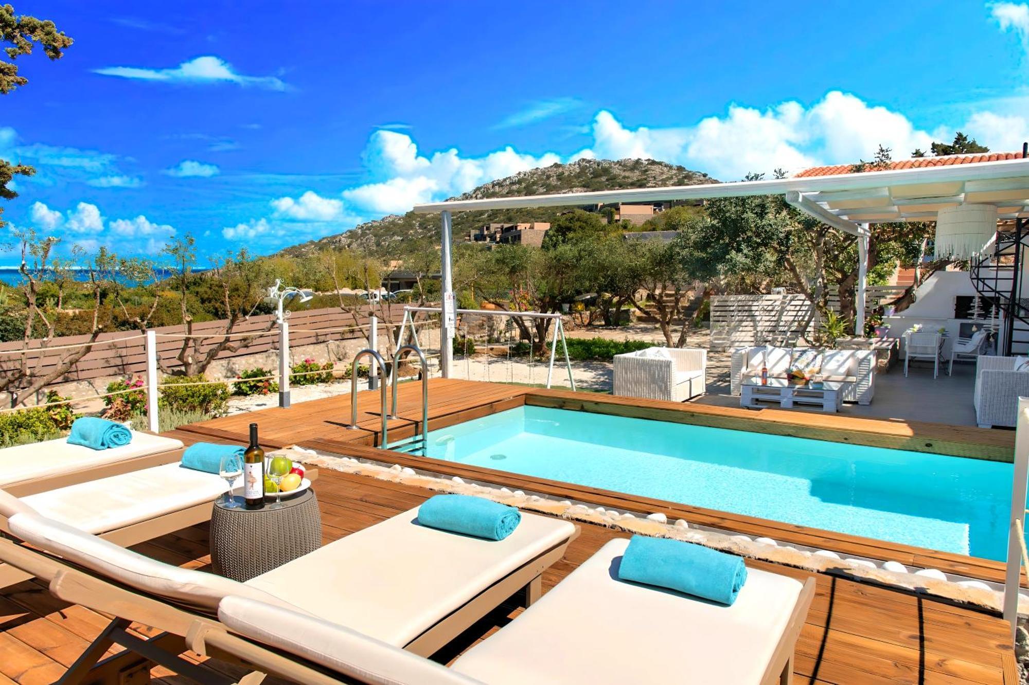 Cretan Lodge Heated Pool Agios Nikolaos  Exterior photo