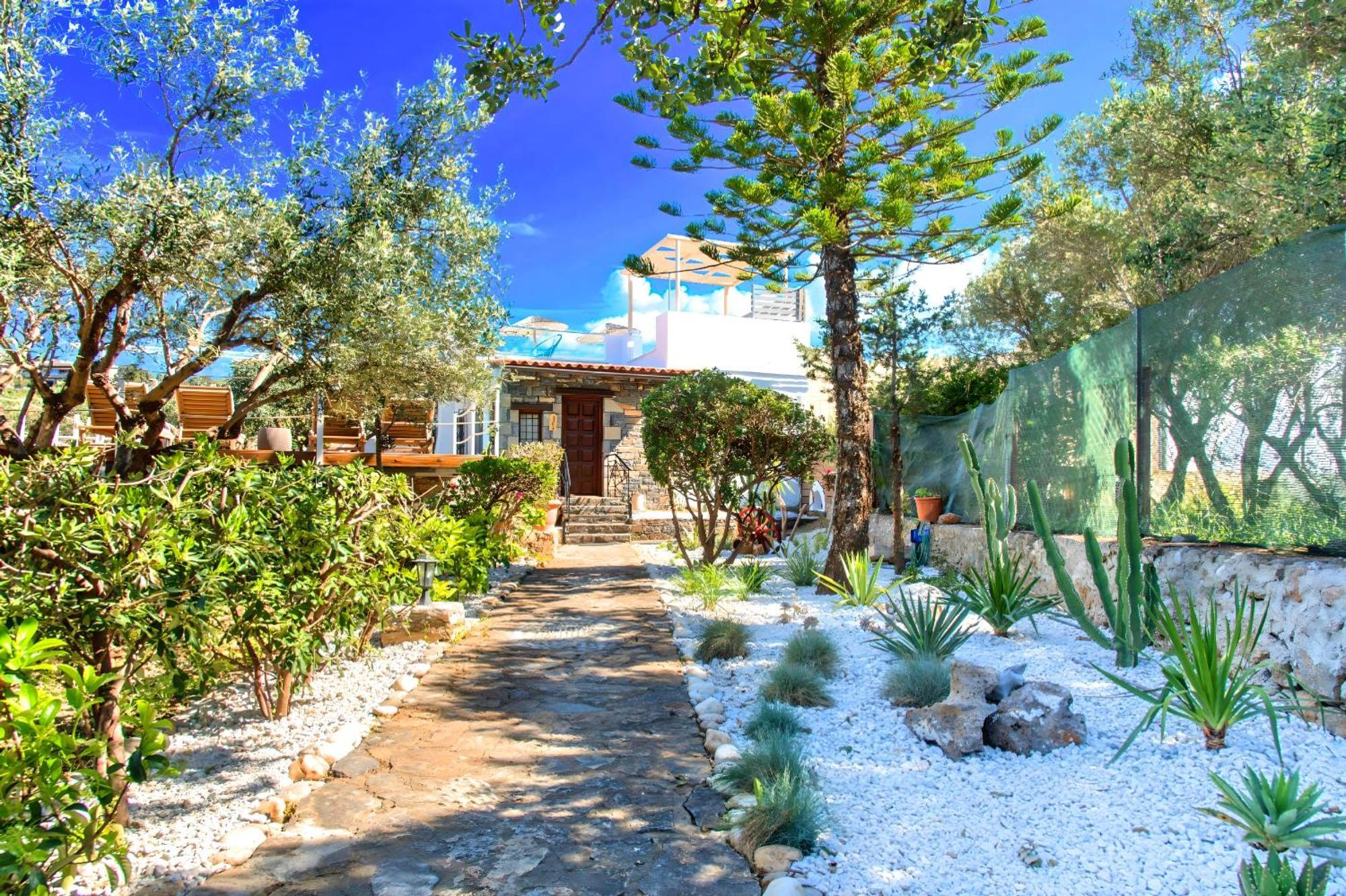 Cretan Lodge Heated Pool Agios Nikolaos  Exterior photo